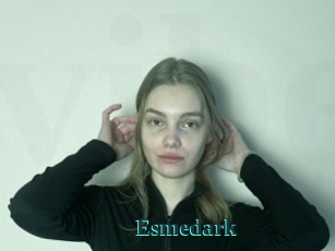 Esmedark