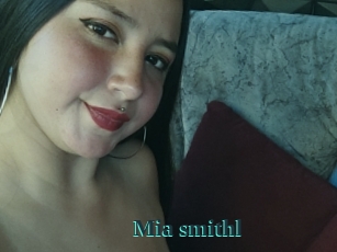 Mia_smithl