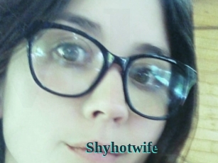 Shyhotwife